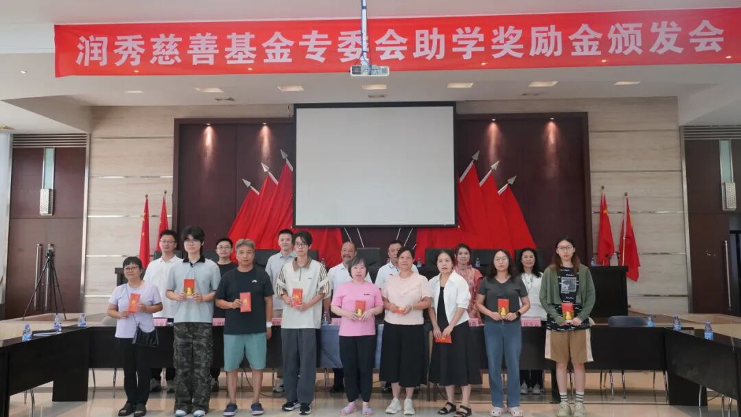 6ad6cfccda652.jpg